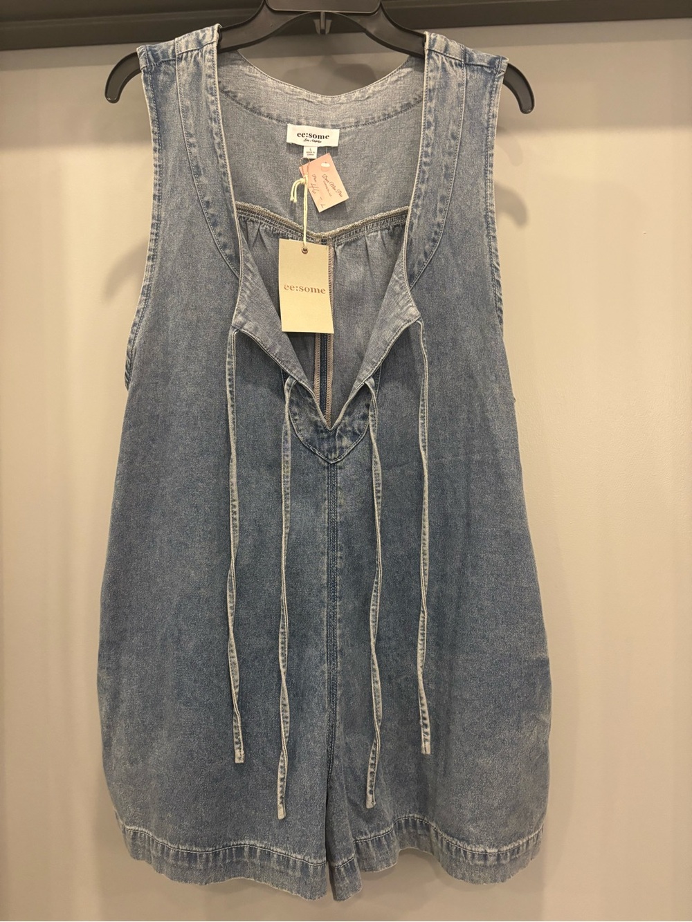 eesome Light Blue Denim Tie-Front Sleeveless Romper